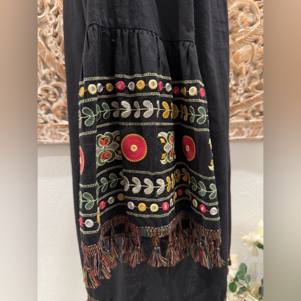Velzera Black Boho Embroidered Tassel Trim Tunic Blouse- size L - Picture 13 of 16